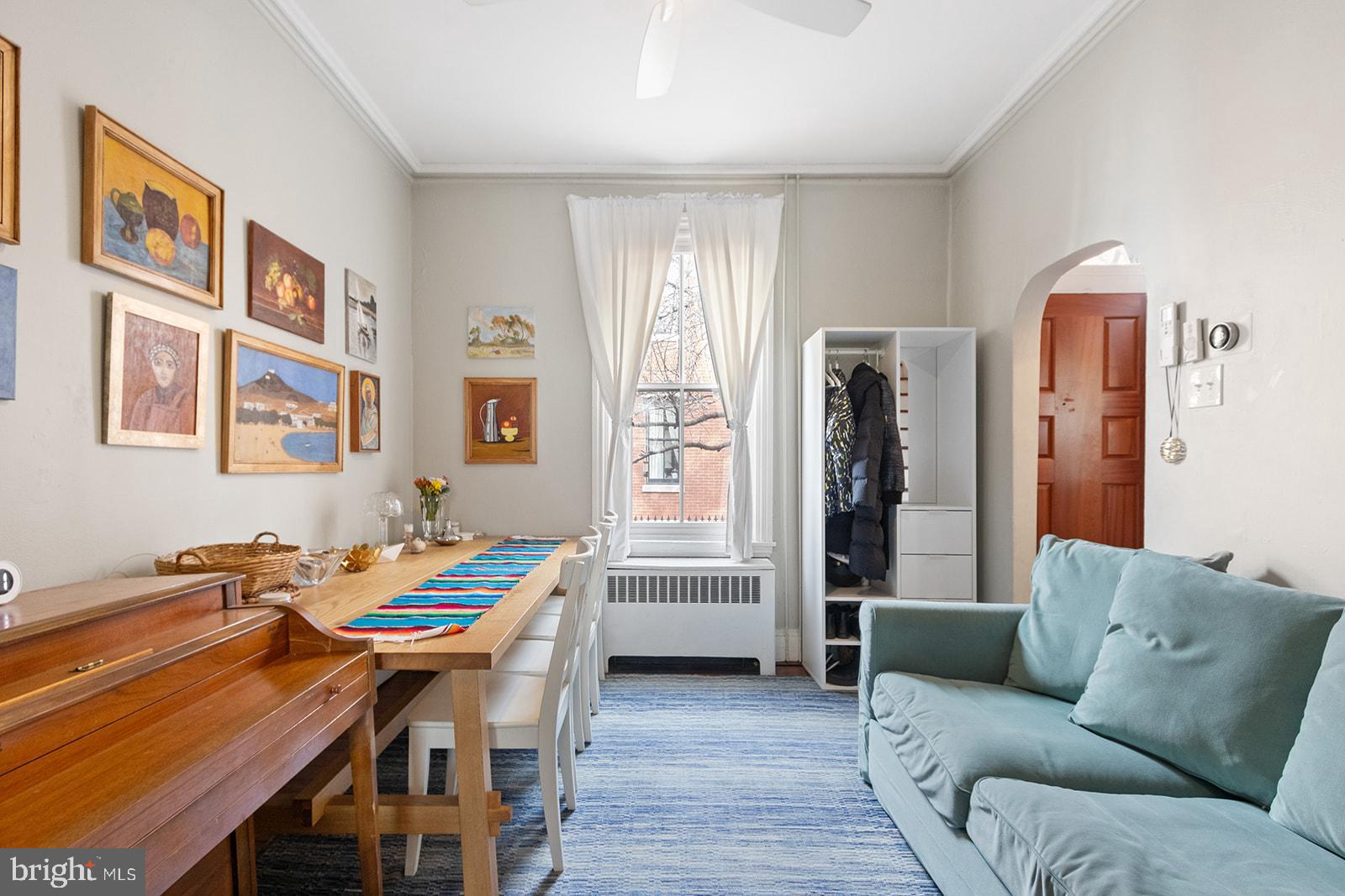 2218 MADISON SQ