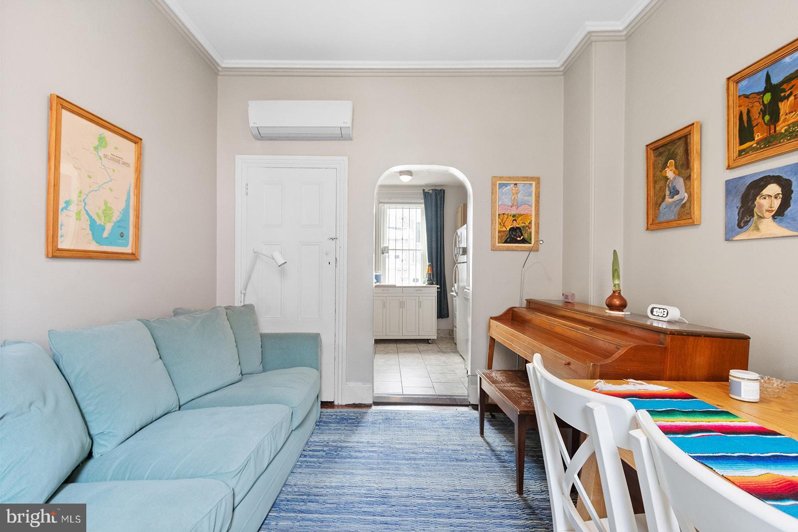 2218 MADISON SQ