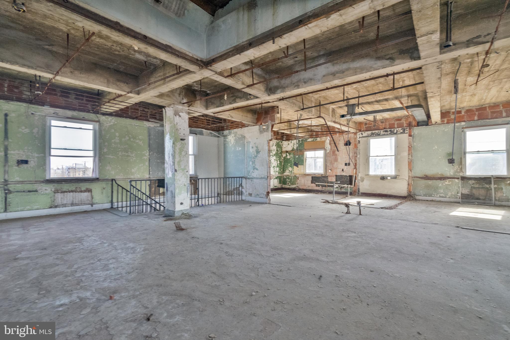 601 W Susquehanna Ave