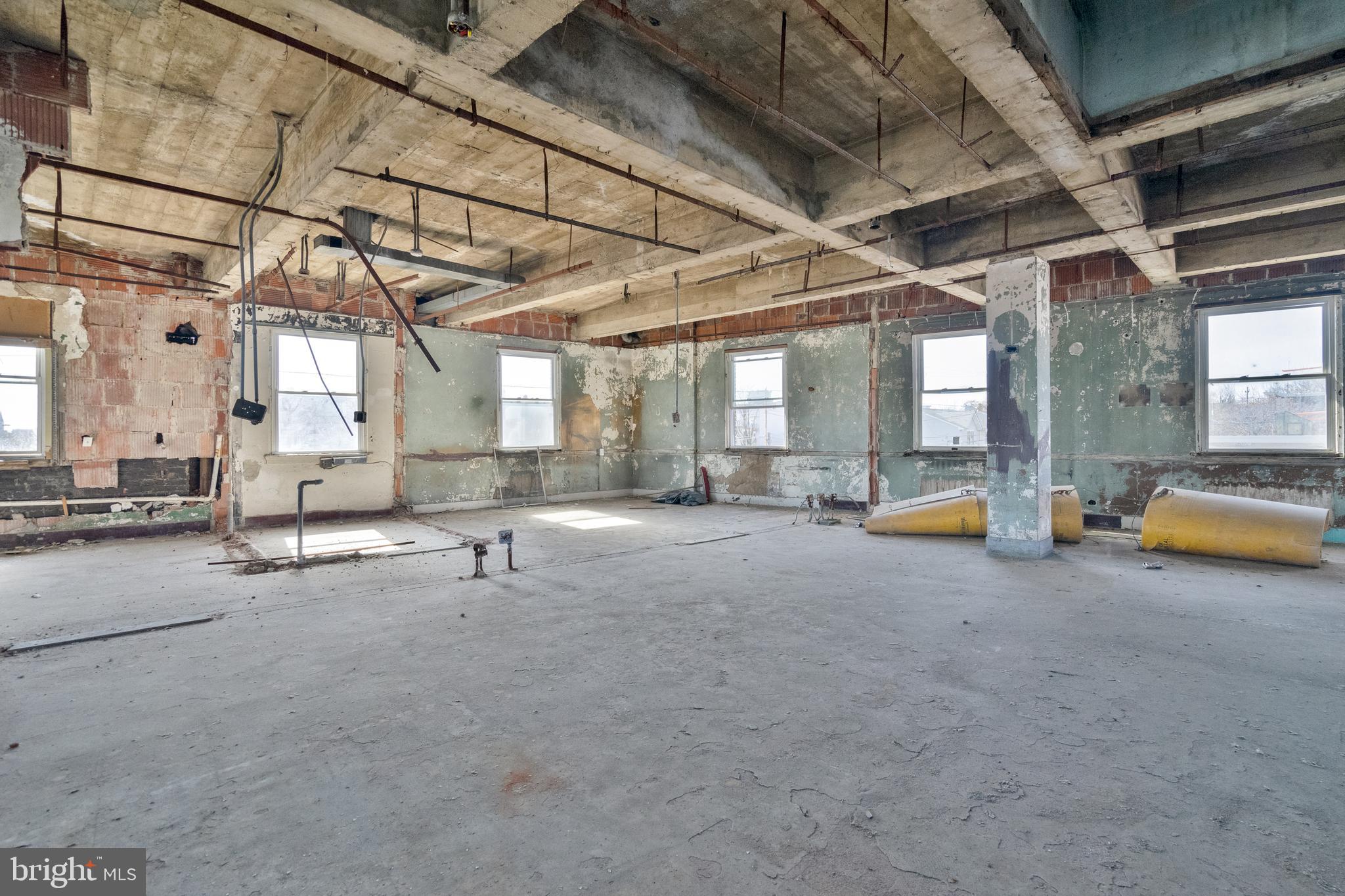 601 W Susquehanna Ave