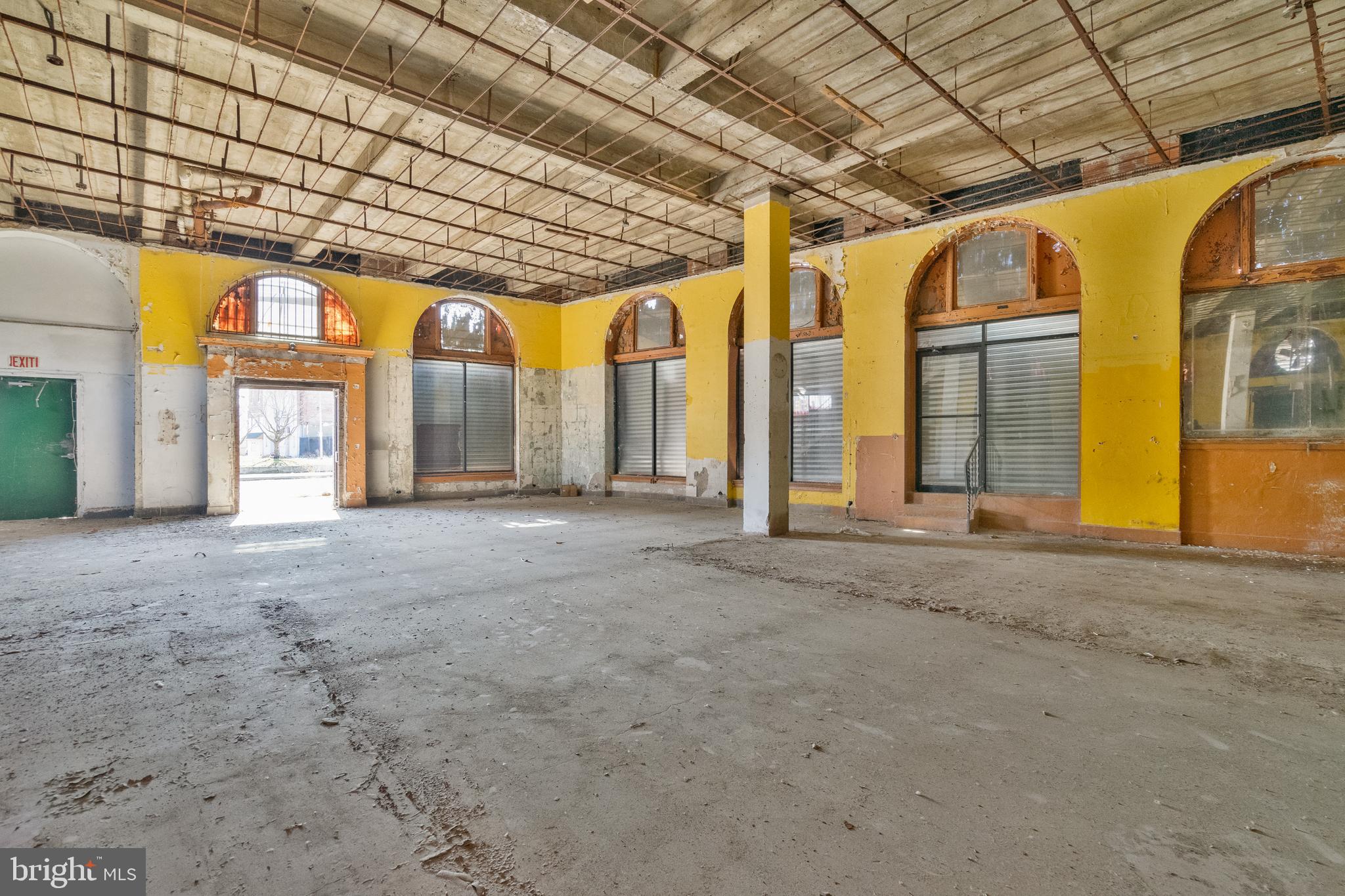 601 W Susquehanna Ave