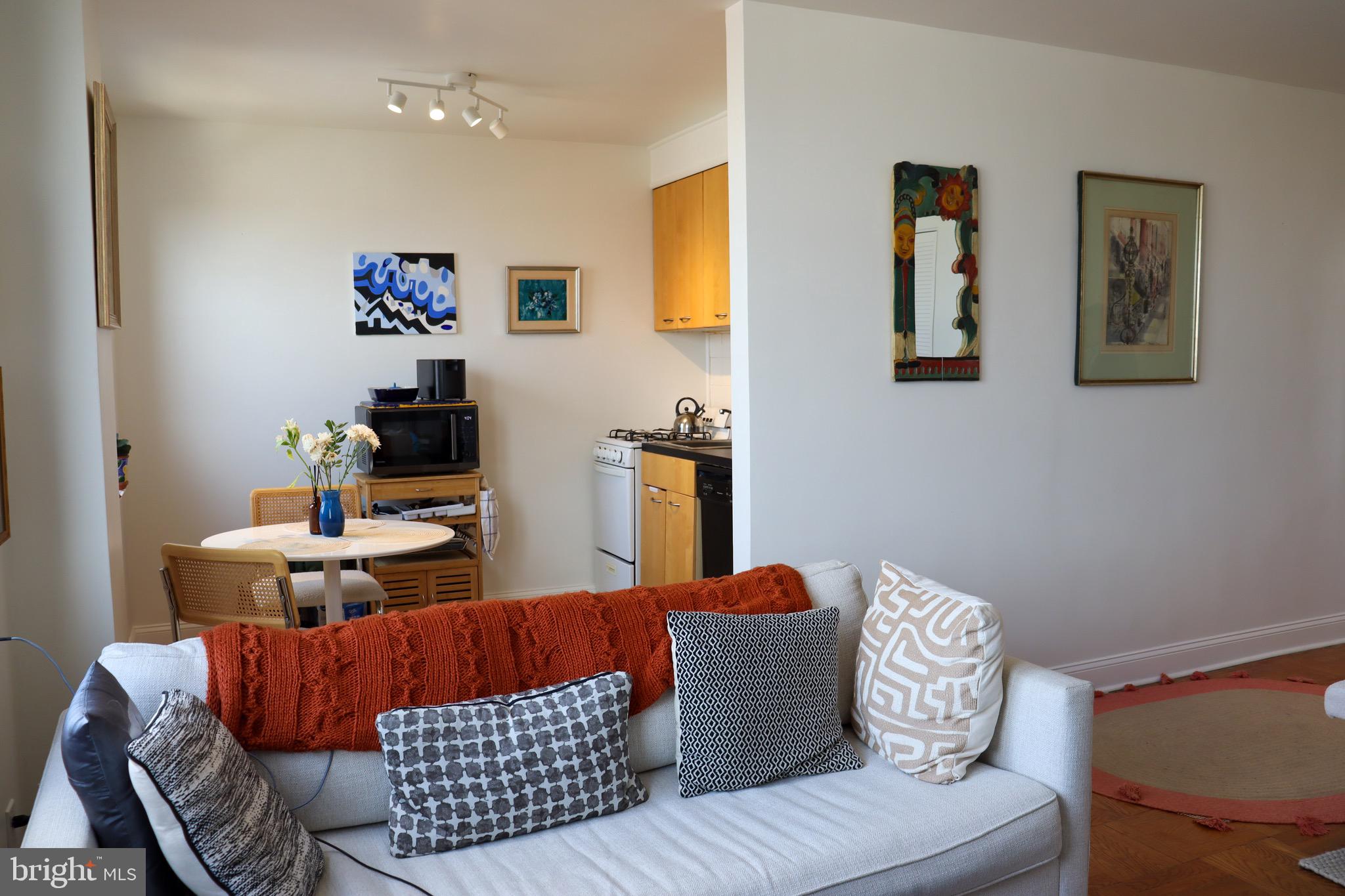 2601 PENNSYLVANIA AVE #613