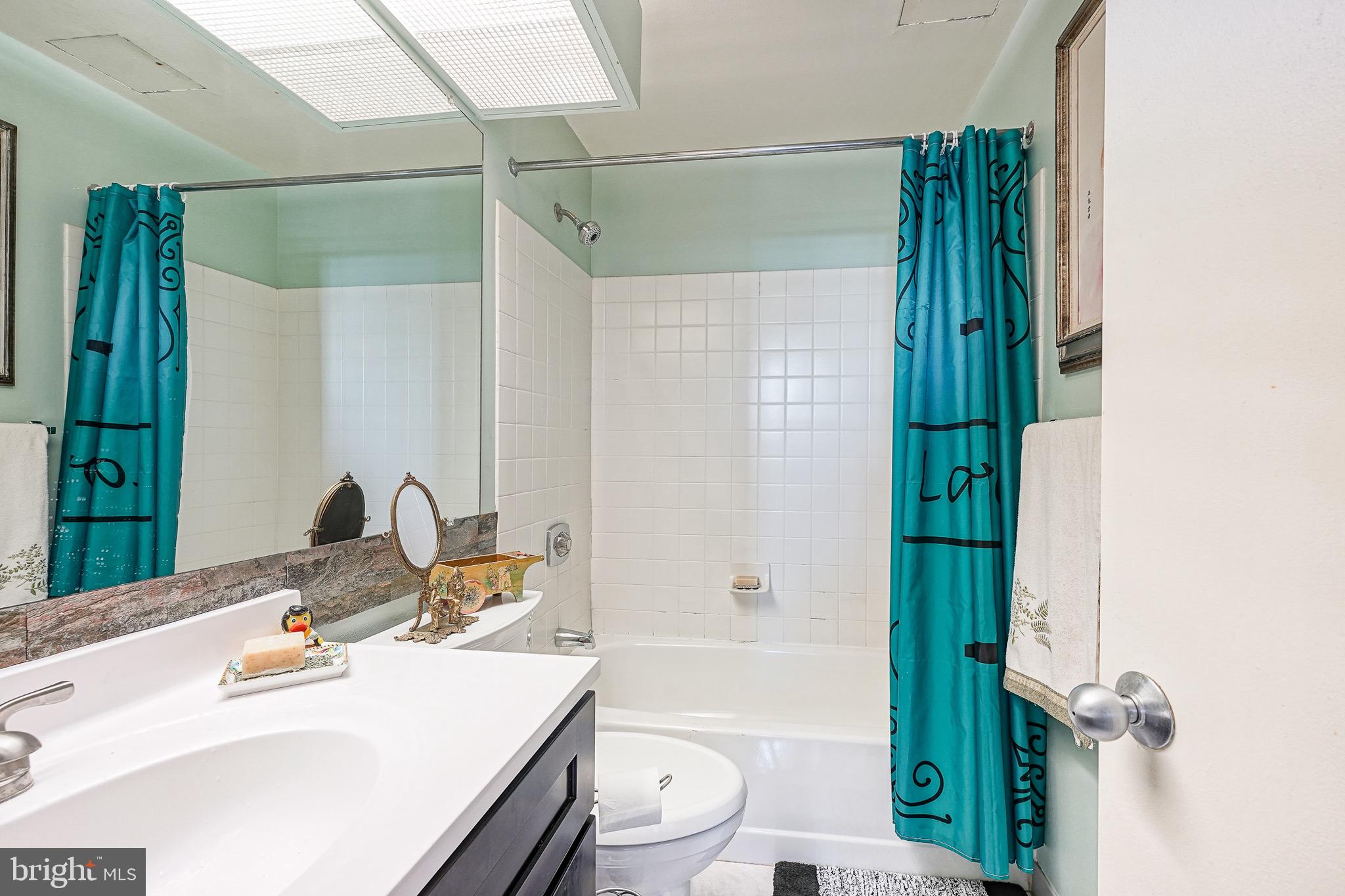 3 N Columbus Blvd #Pl231