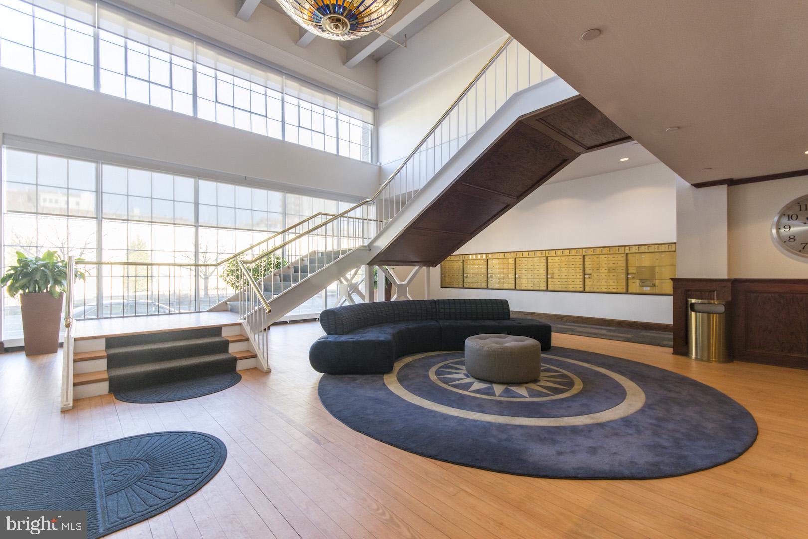 3 N Columbus Blvd #Pl231