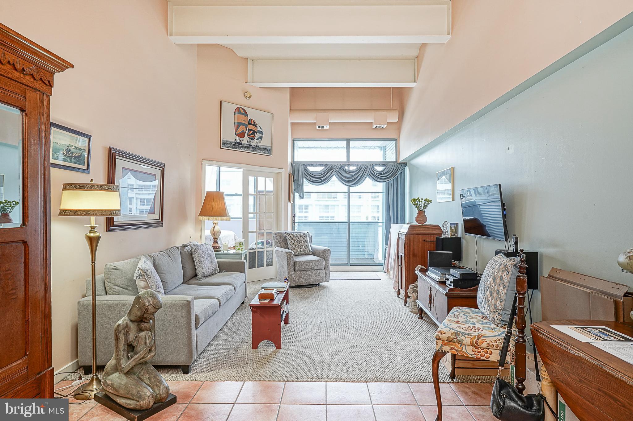 3 N Columbus Blvd #Pl231