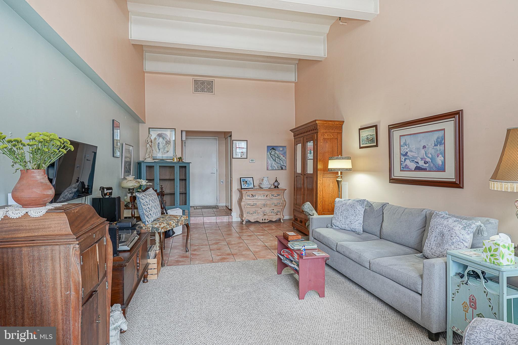 3 N Columbus Blvd #Pl231