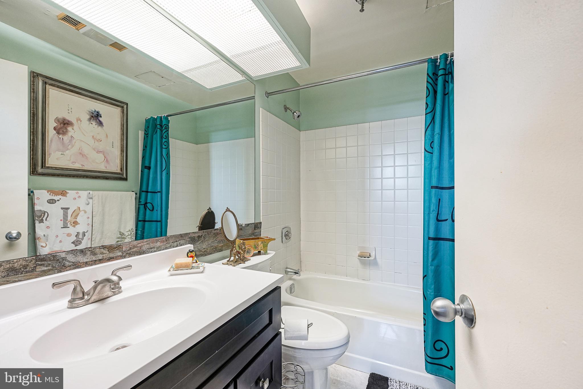 3 N Columbus Blvd #Pl231