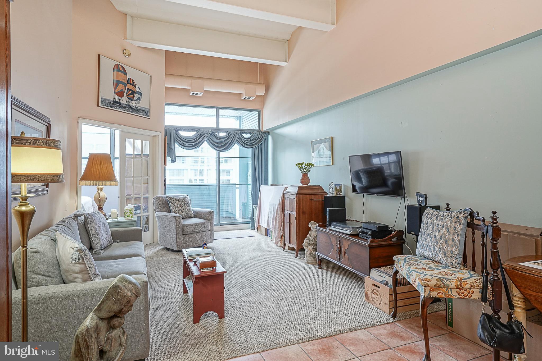 3 N Columbus Blvd #Pl231