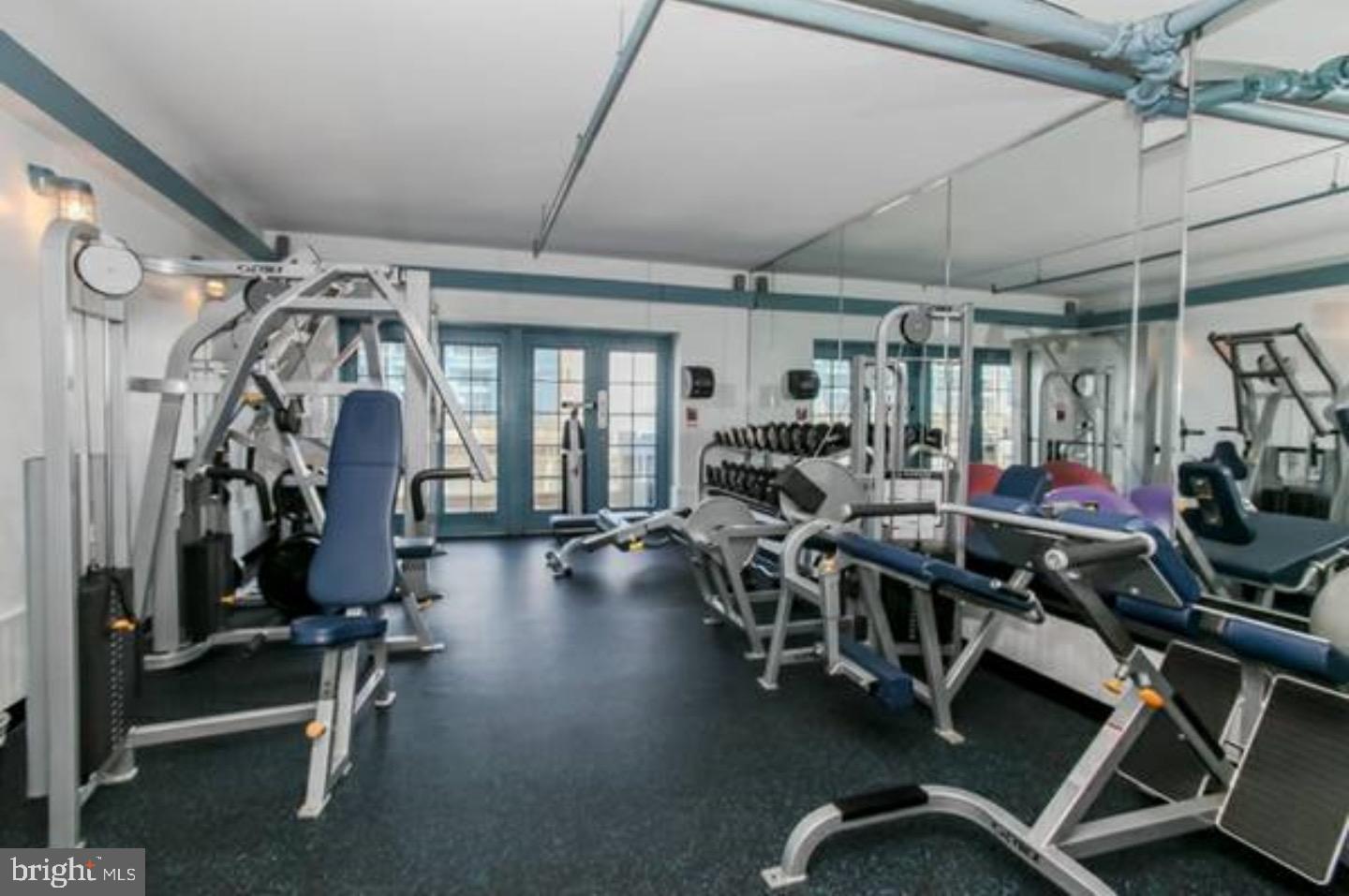 3 N Columbus Blvd #Pl231