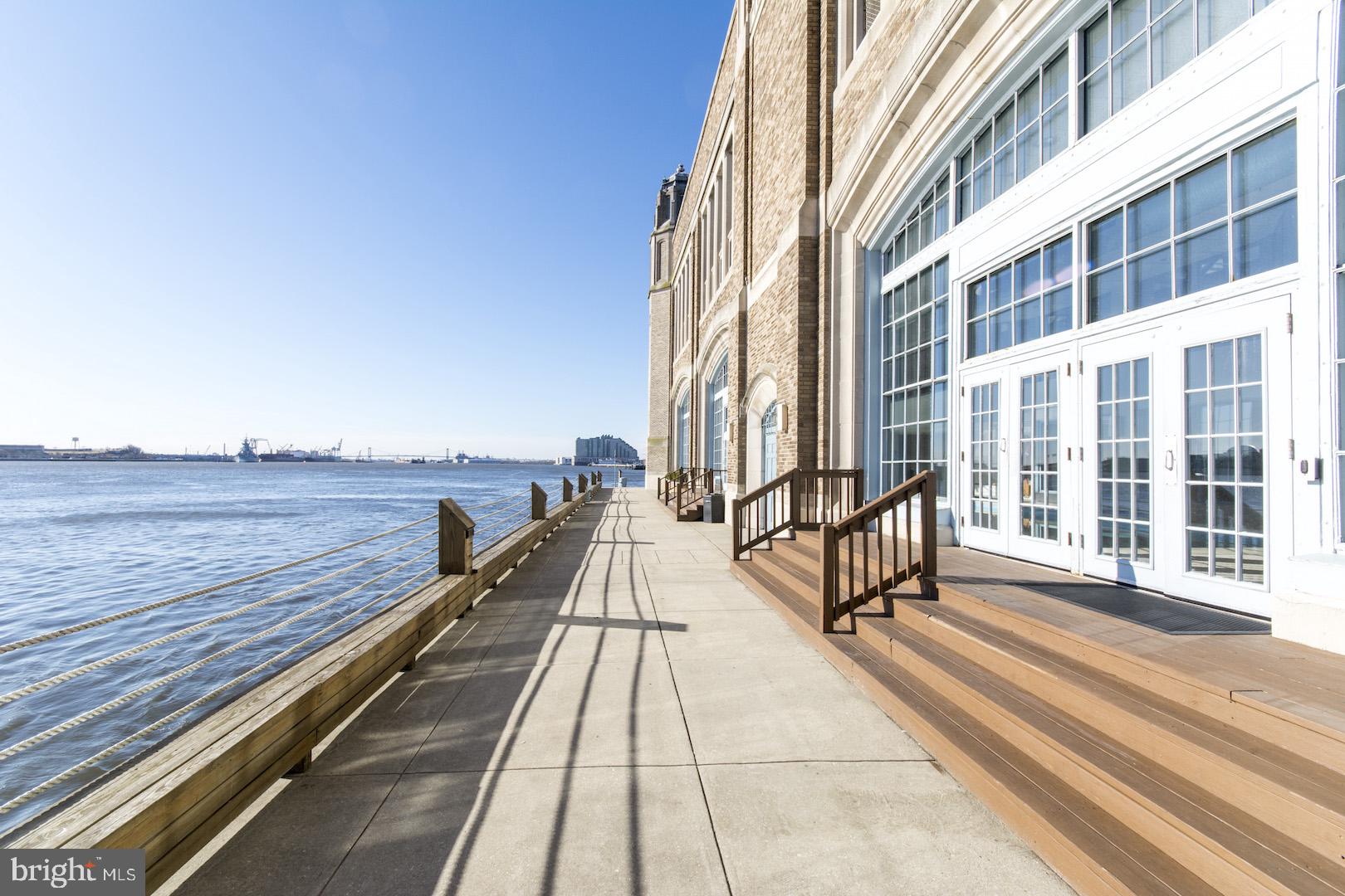 3 N Columbus Blvd #Pl231