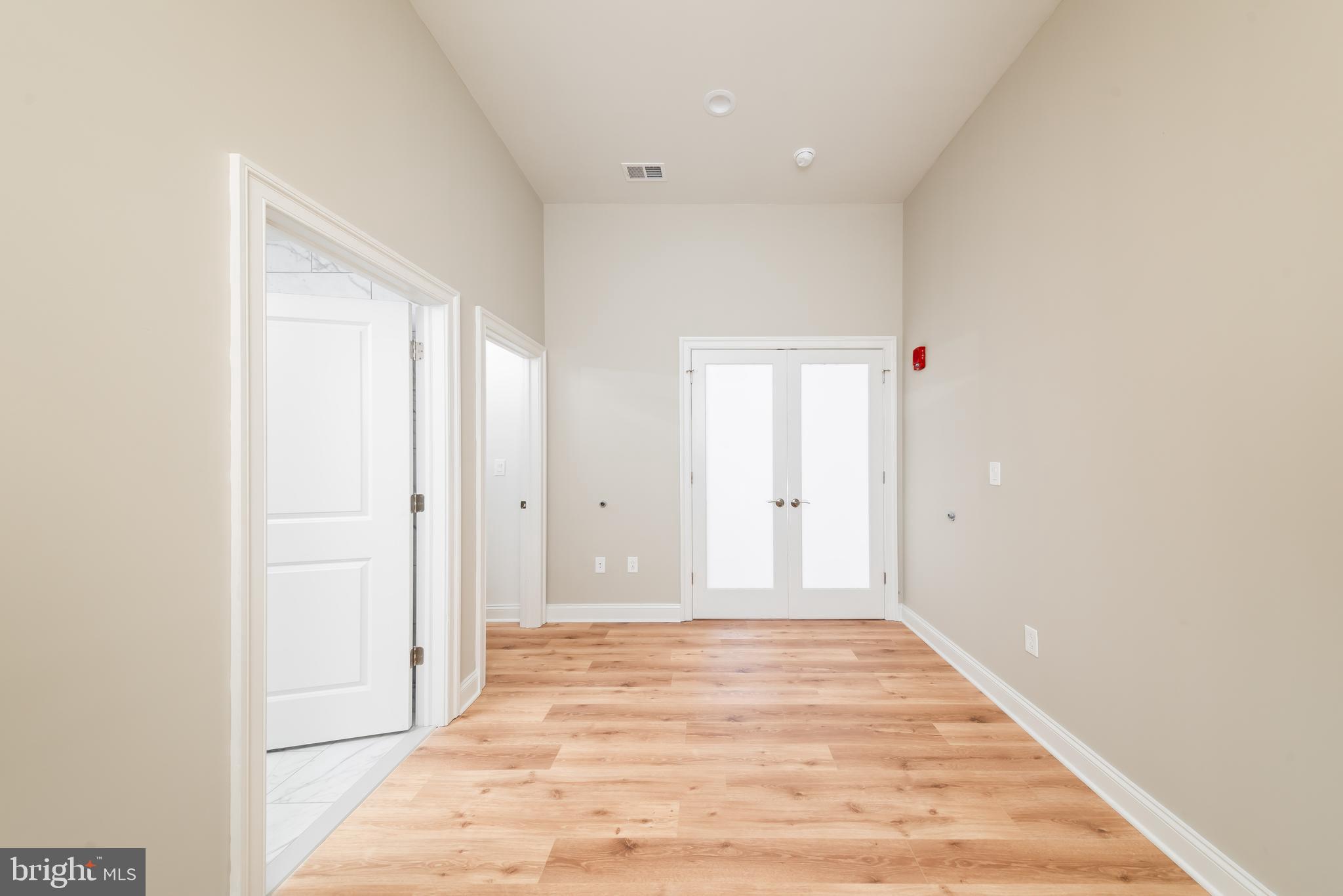 2121-41 MARKET ST #106
