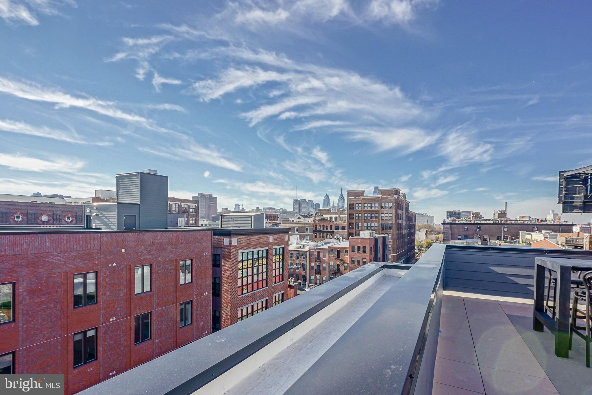 211 VINE ST #201