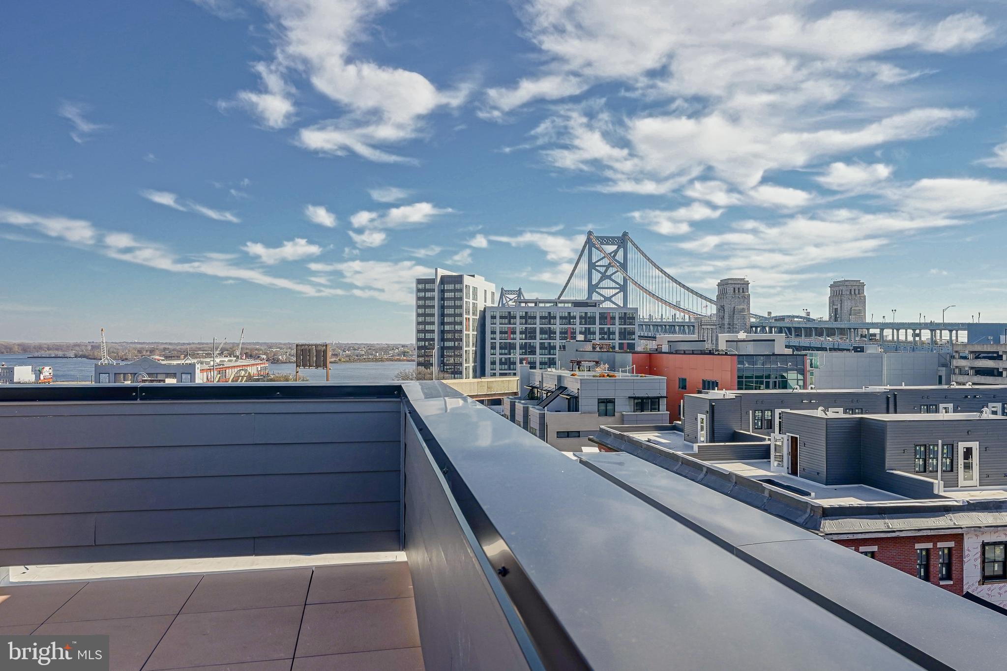 211 VINE ST #201