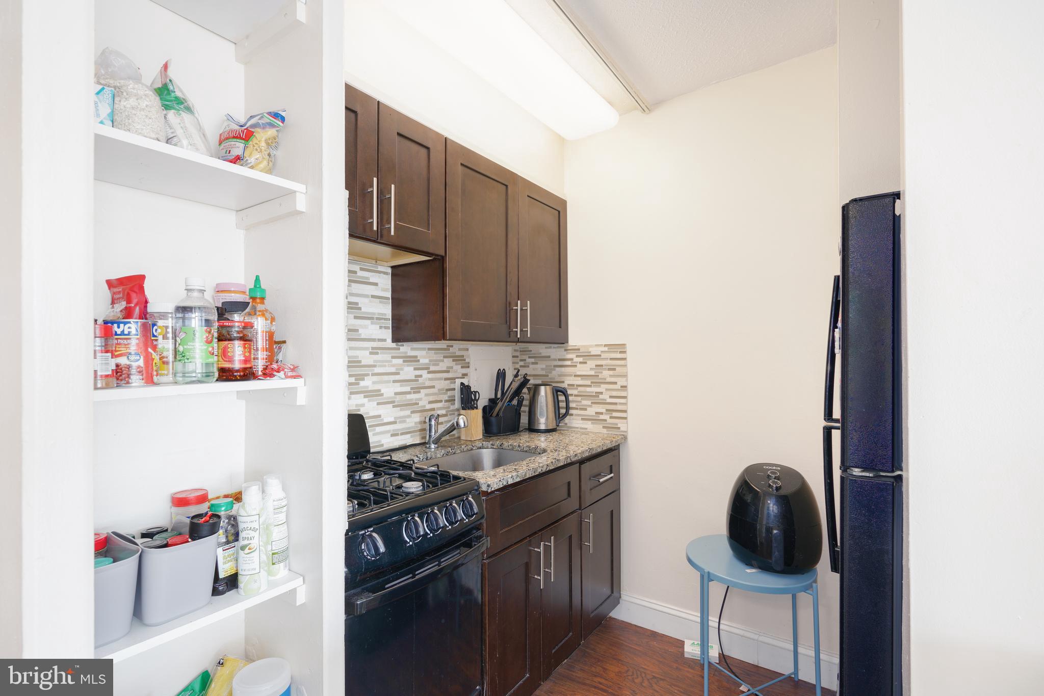 2101-17 Chestnut St #1110