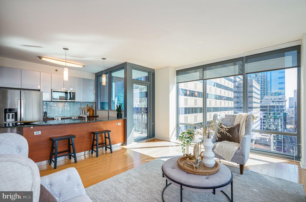 2101 Market St #3006