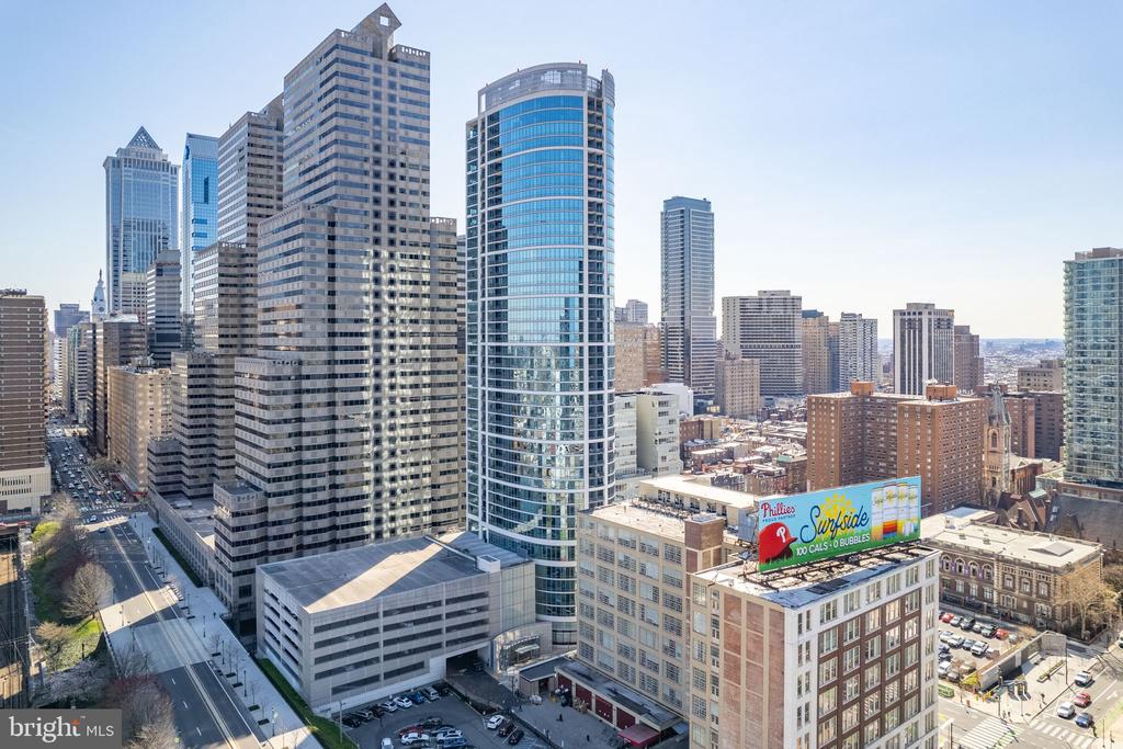 2101 Market St #3006