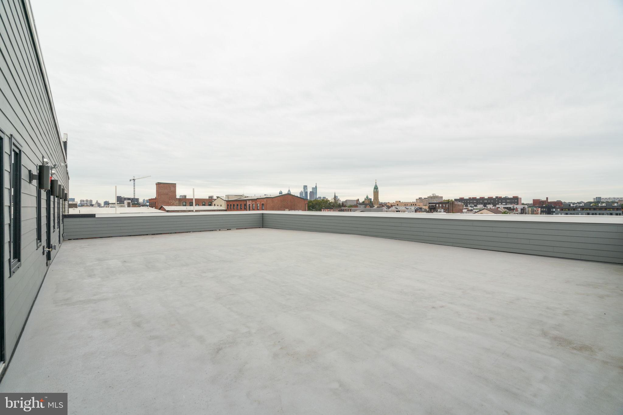 101 W OXFORD ST #207
