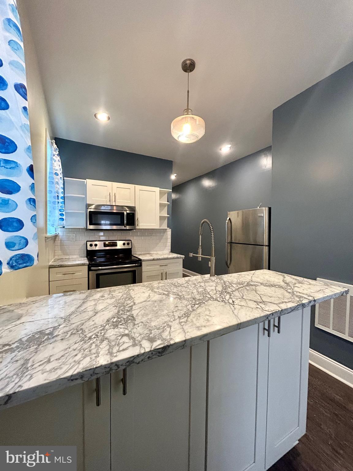 3013 W OXFORD ST #UNIT #1