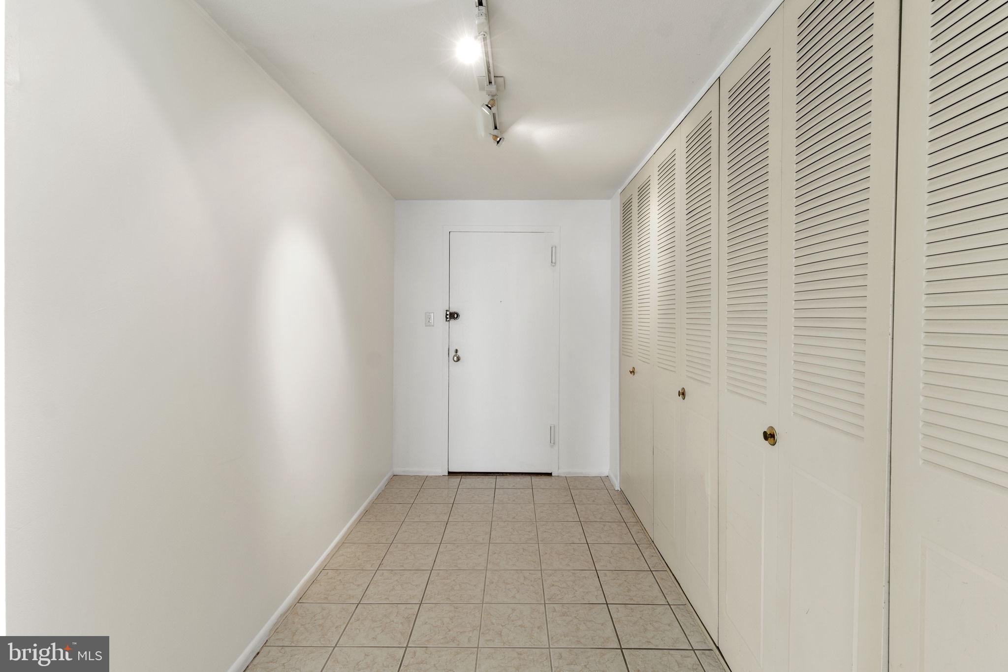 1901 John F Kennedy Blvd #901