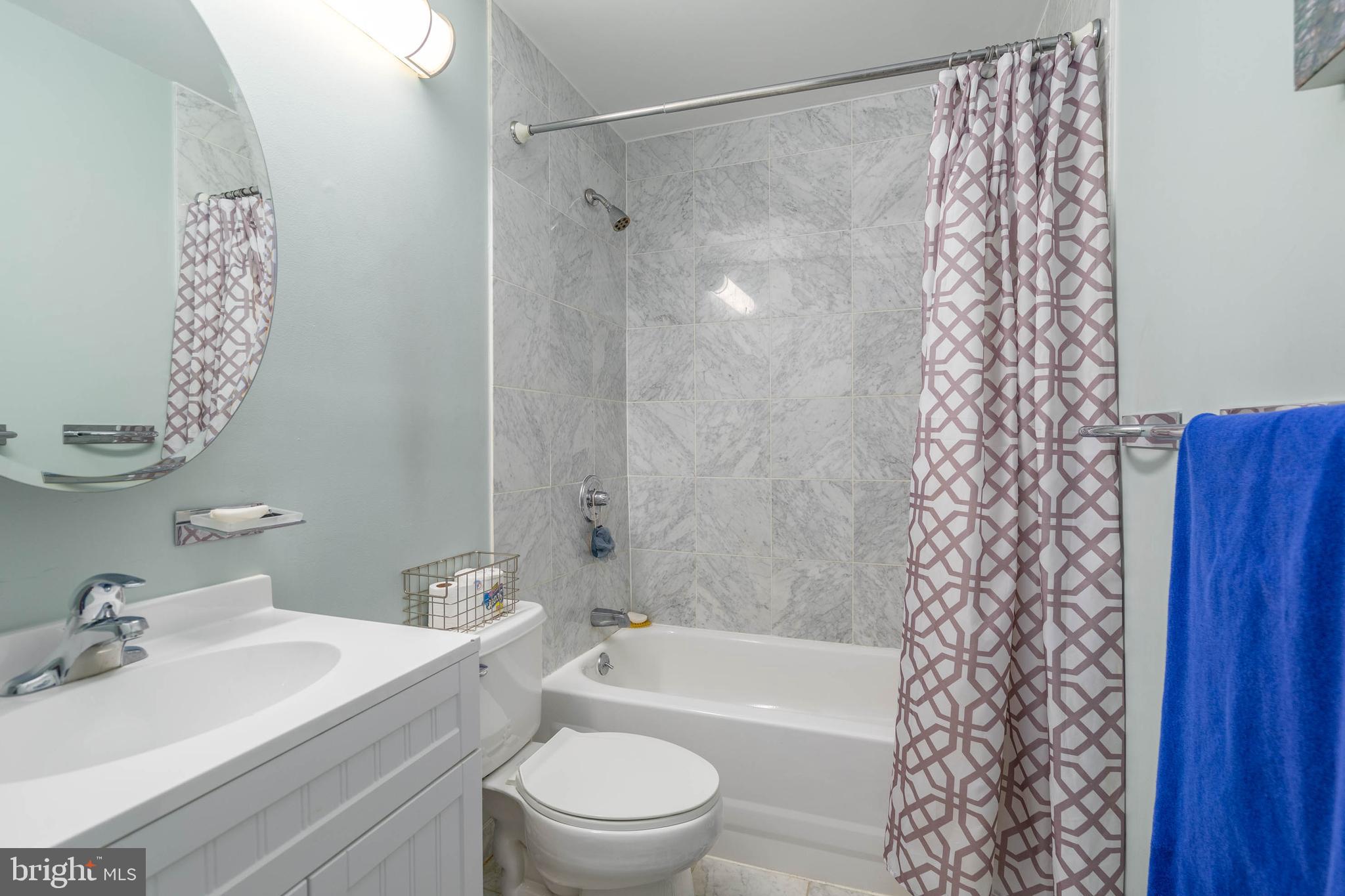 1500 Chestnut St #18h