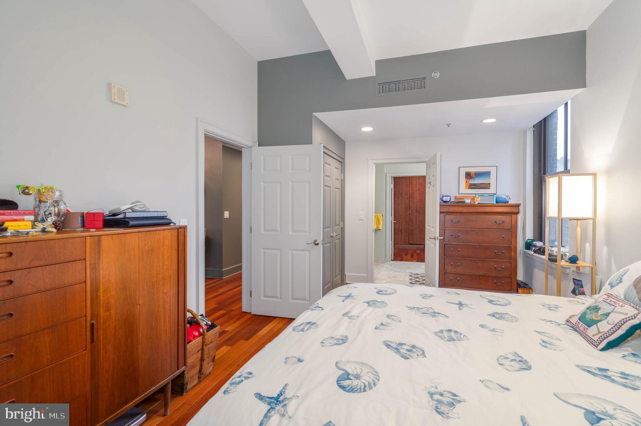 1500 Chestnut St #18h