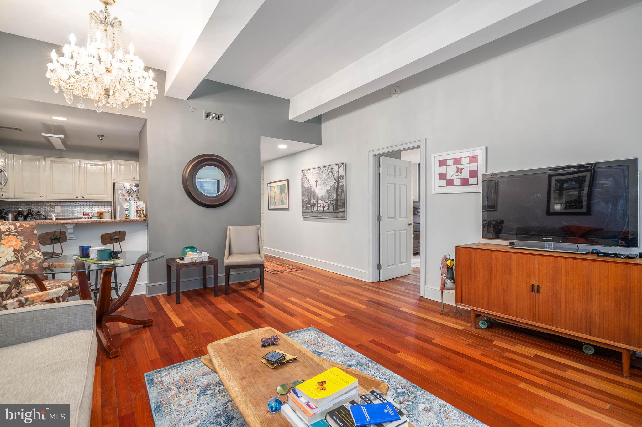 1500 Chestnut St #18h