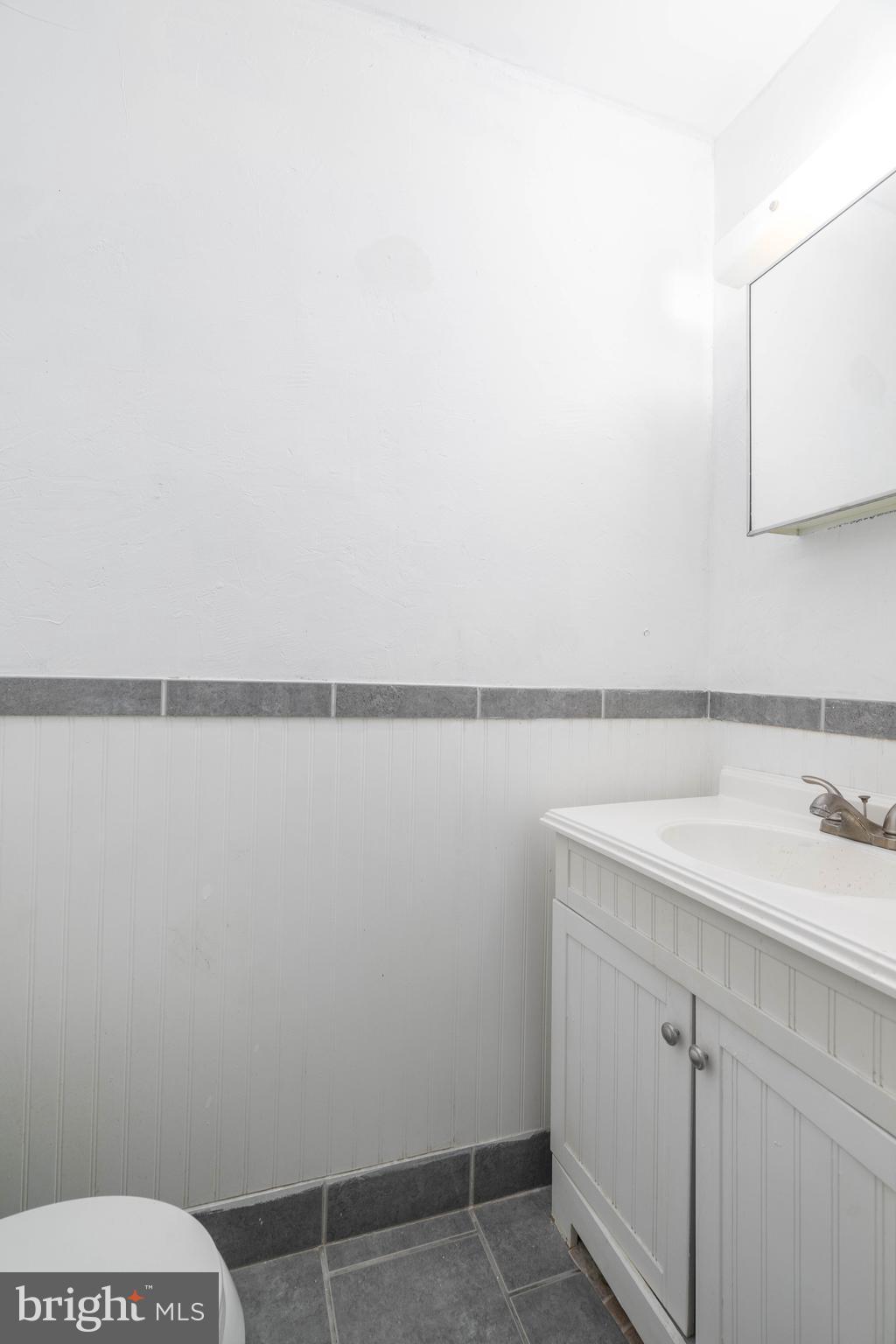 227-A Pennsport Mall