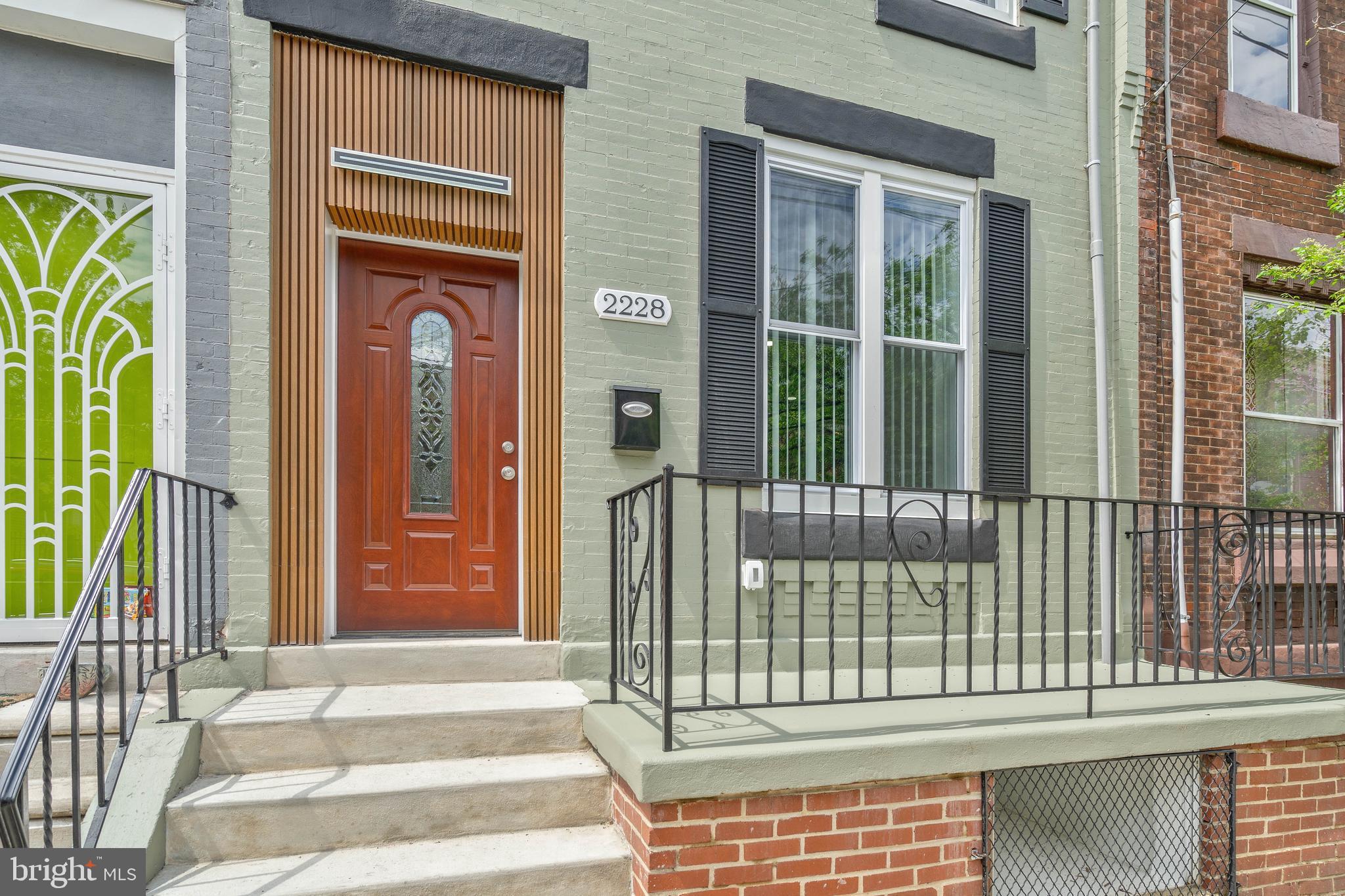 2228 N 15TH STREET