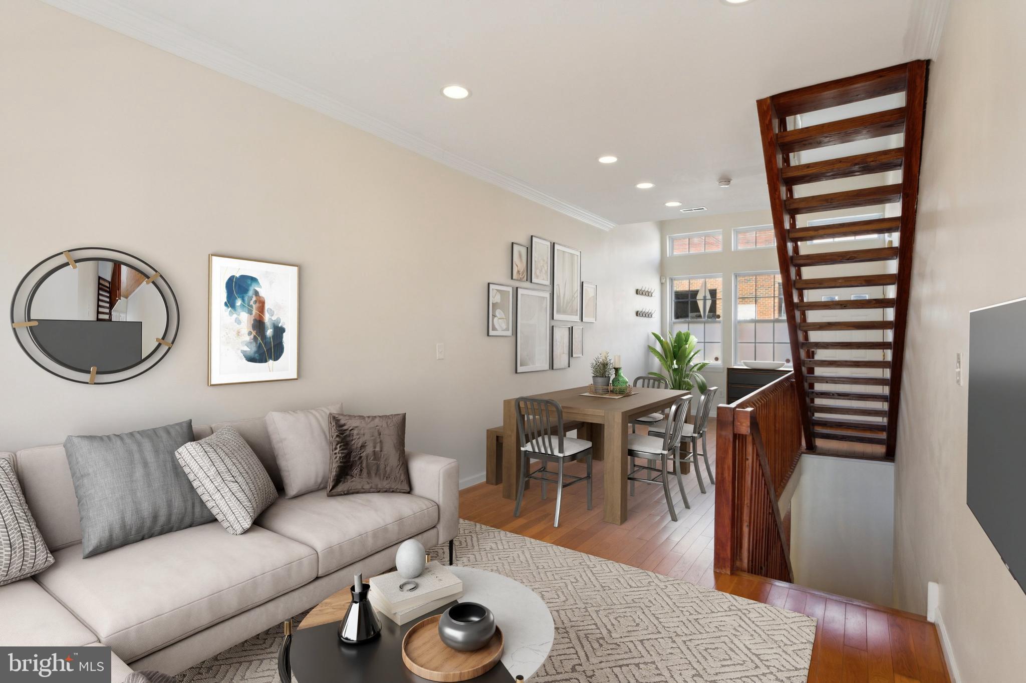 136 W Thompson St