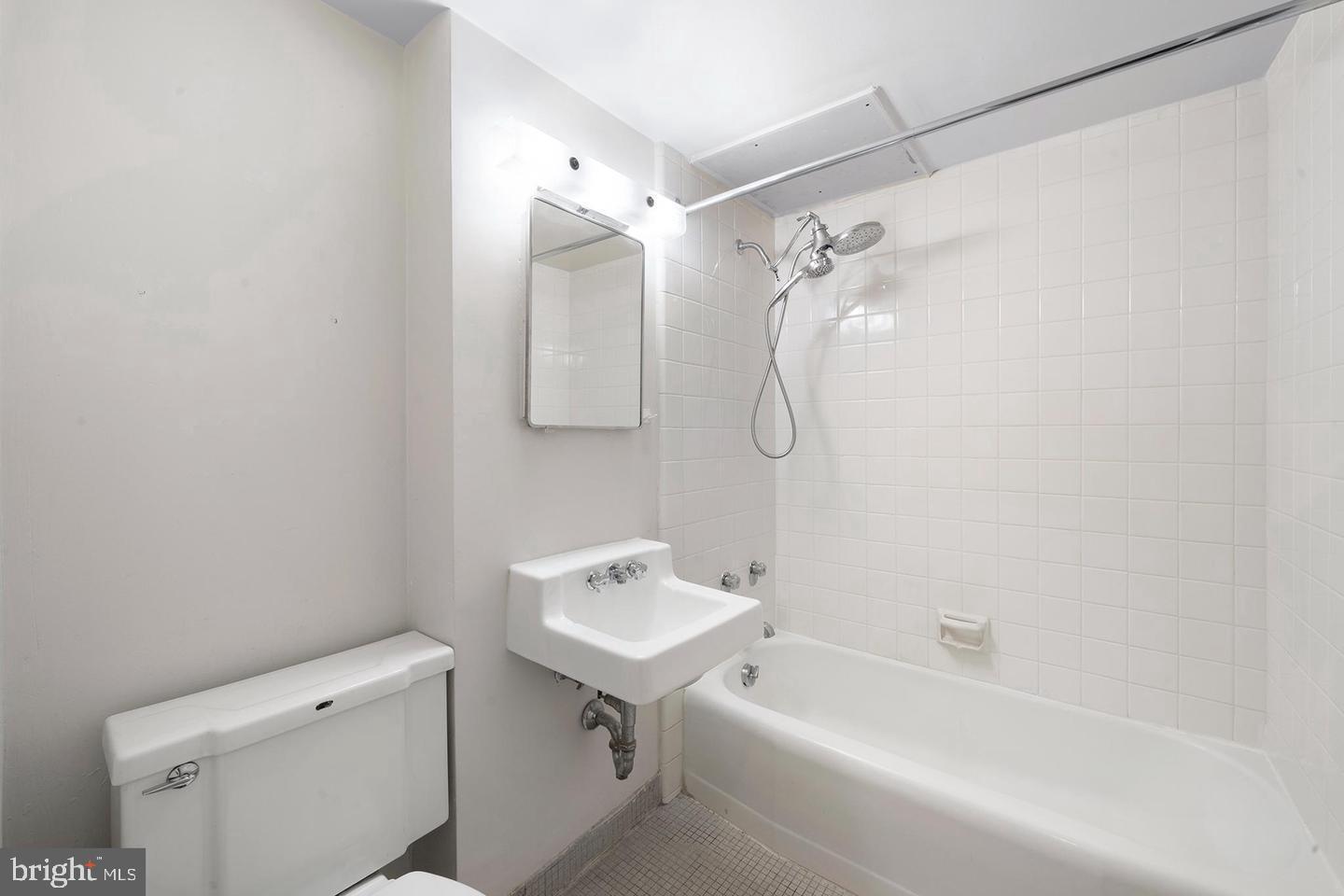 604 S WASHINGTON SQ #2313