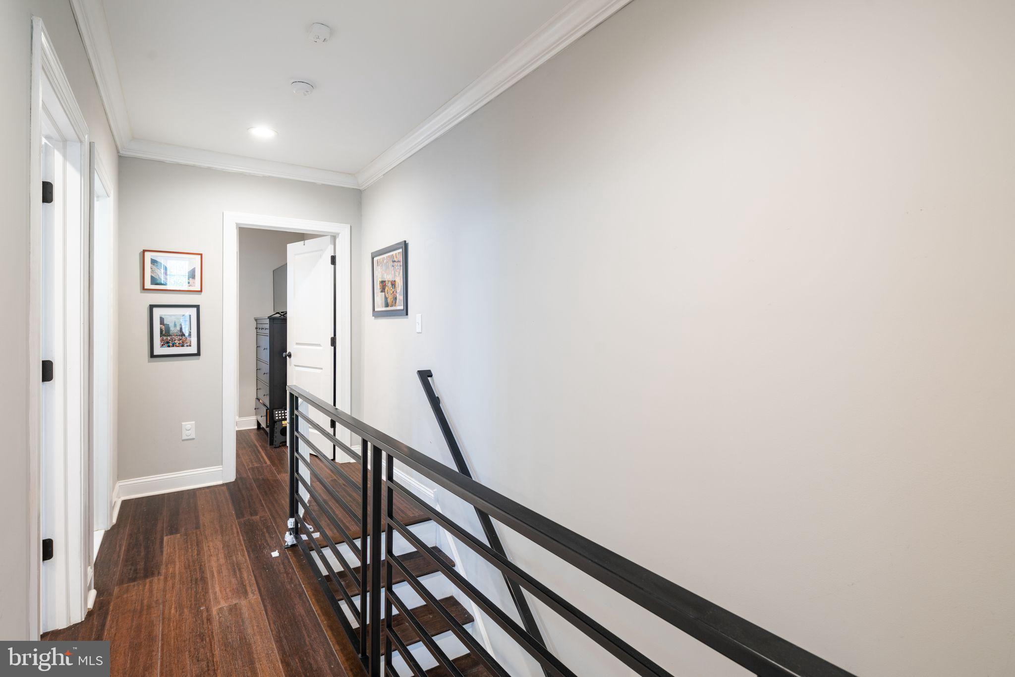 148 LAURISTON ST