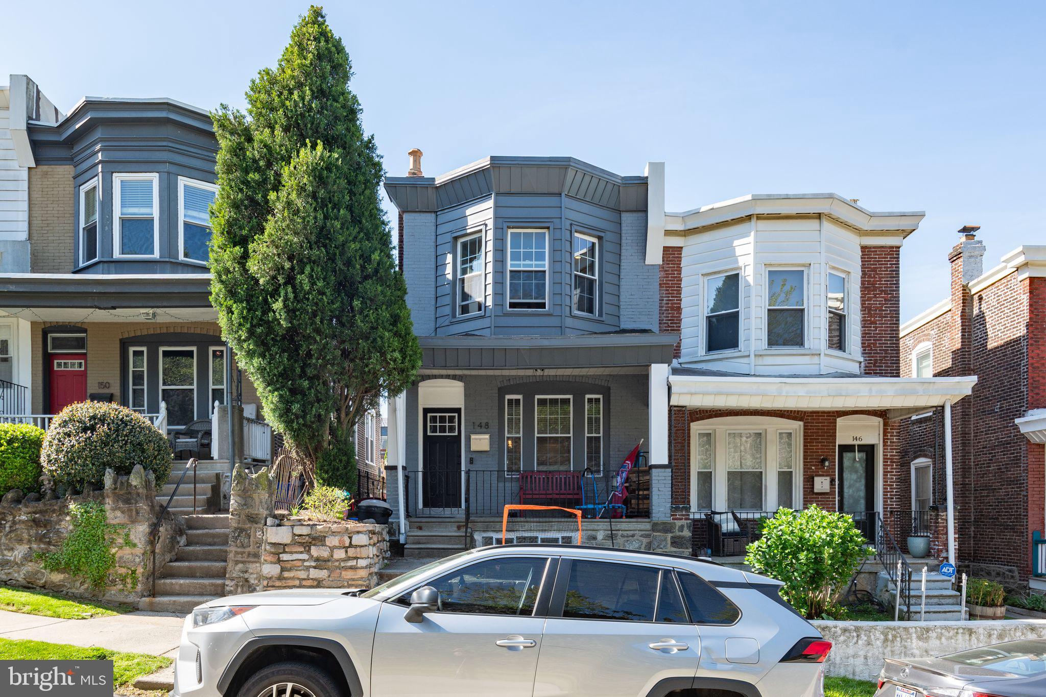 148 LAURISTON ST