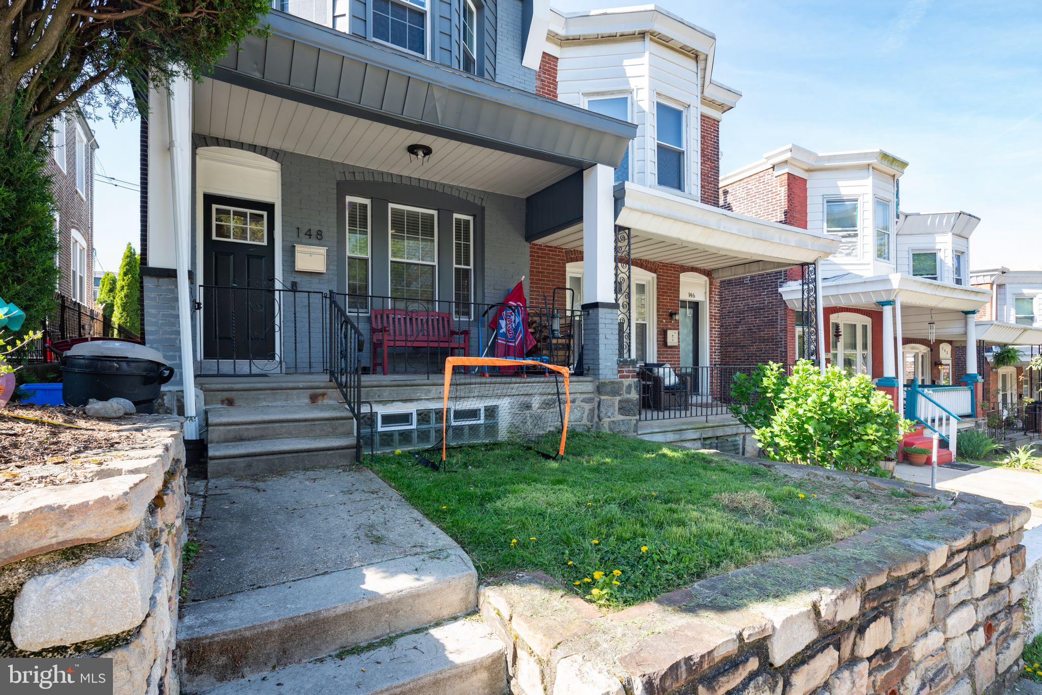 148 LAURISTON ST