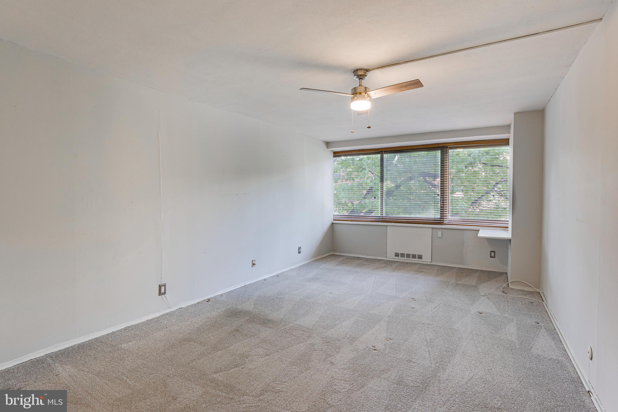 2401 PENNSYLVANIA AVE #3B27