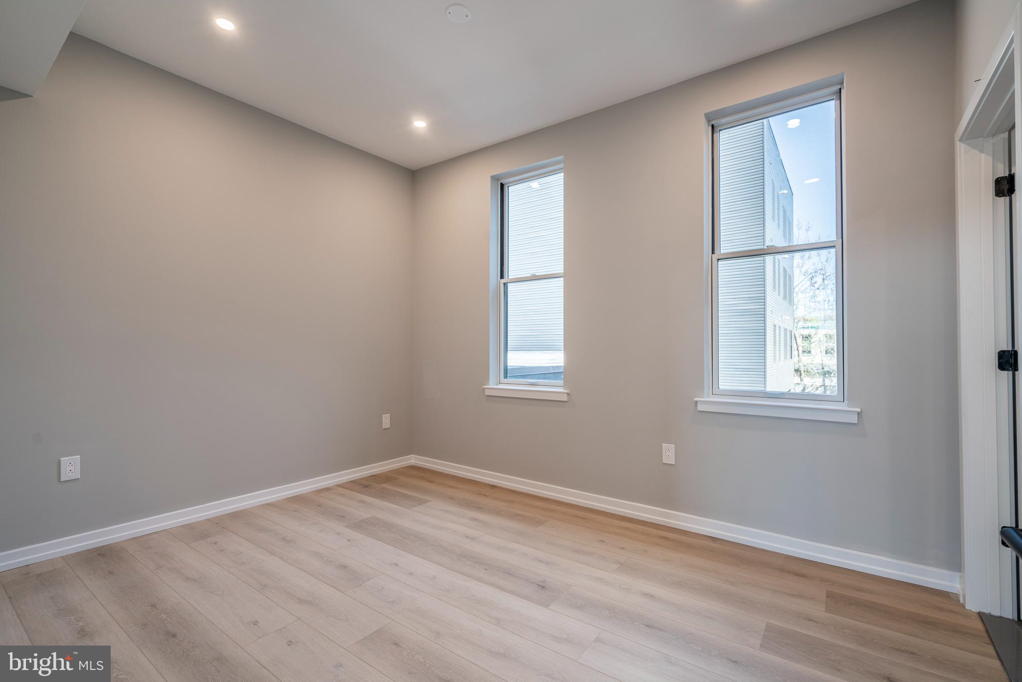 2401 WASHINGTON AVE #2A