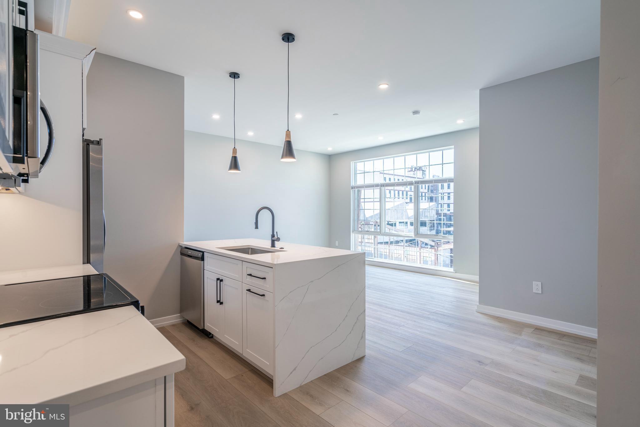 2401 WASHINGTON AVE #3A