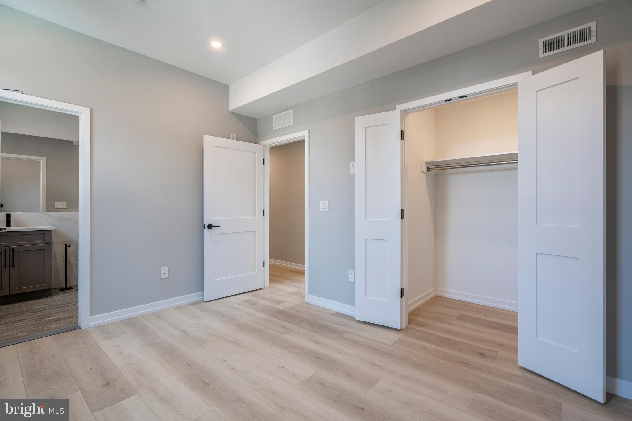 2401 WASHINGTON AVE #3A