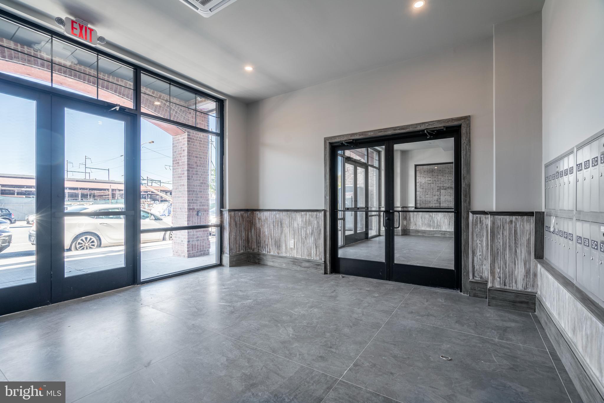 2401 WASHINGTON AVE #3A