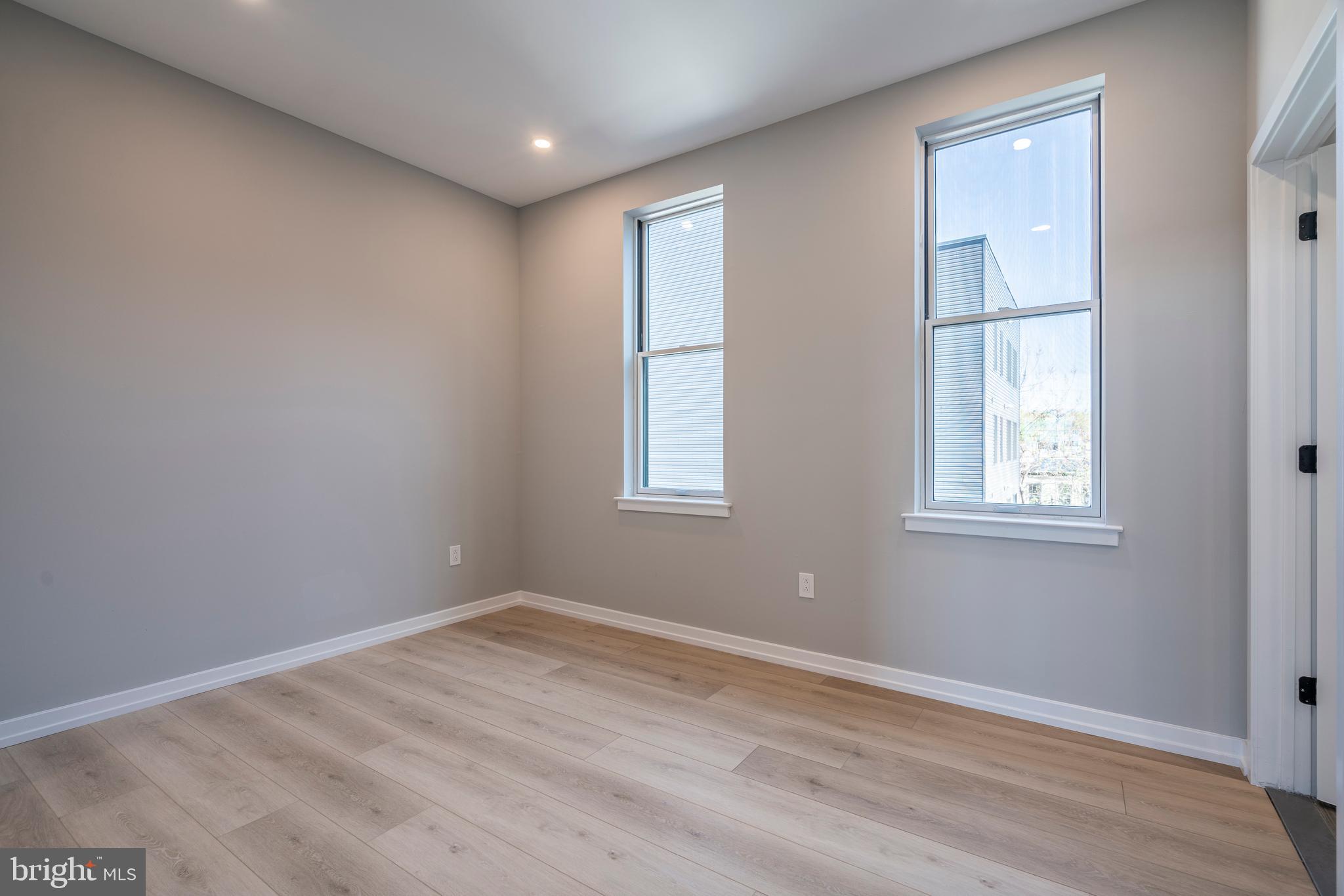 2401 WASHINGTON AVE #3A