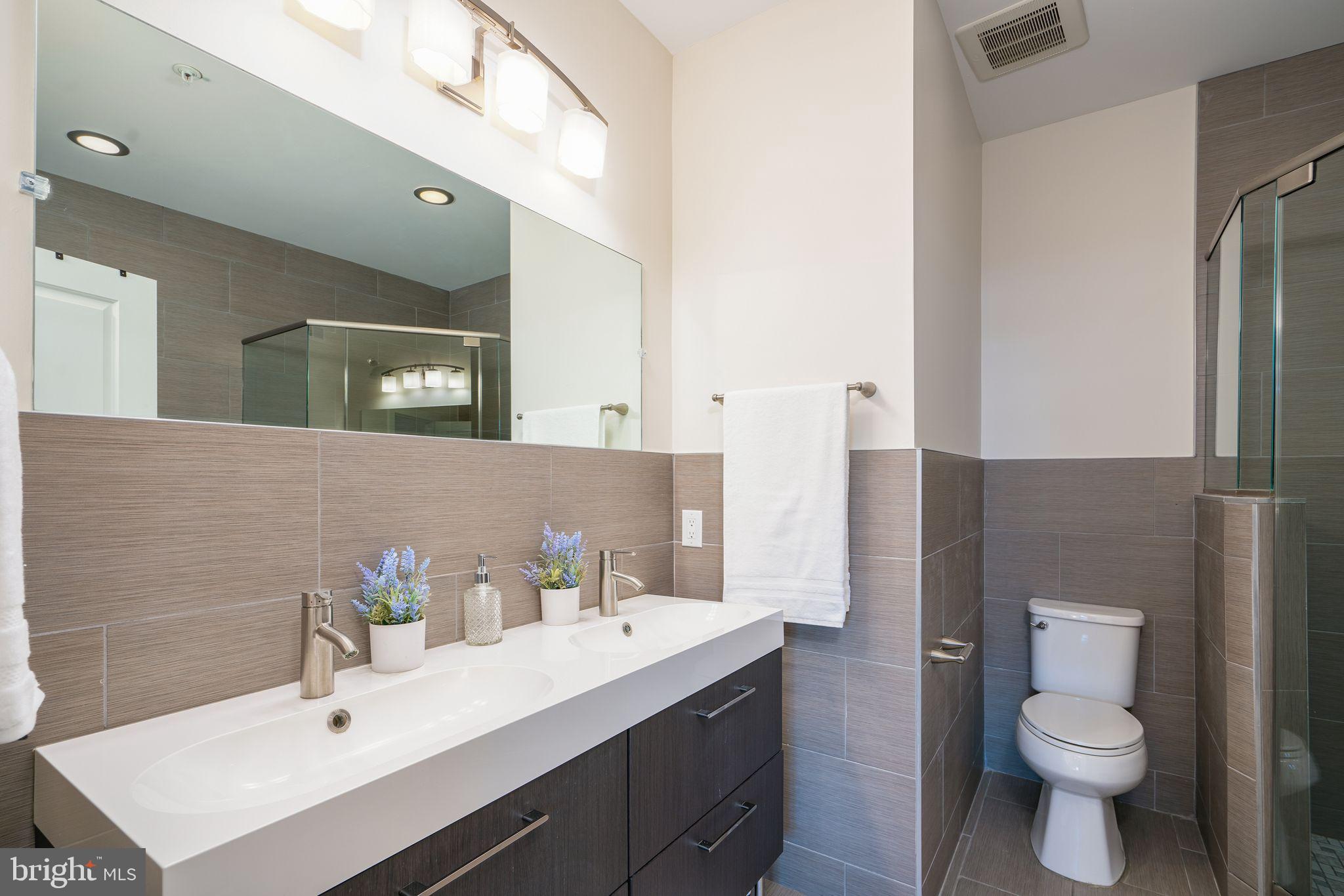 1213 Fitzwater St #A