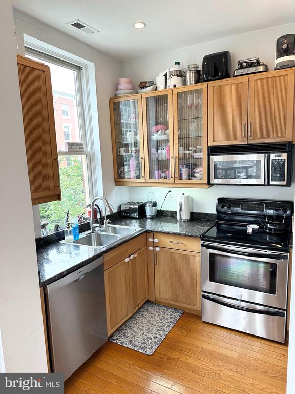 1501 GREEN ST #3