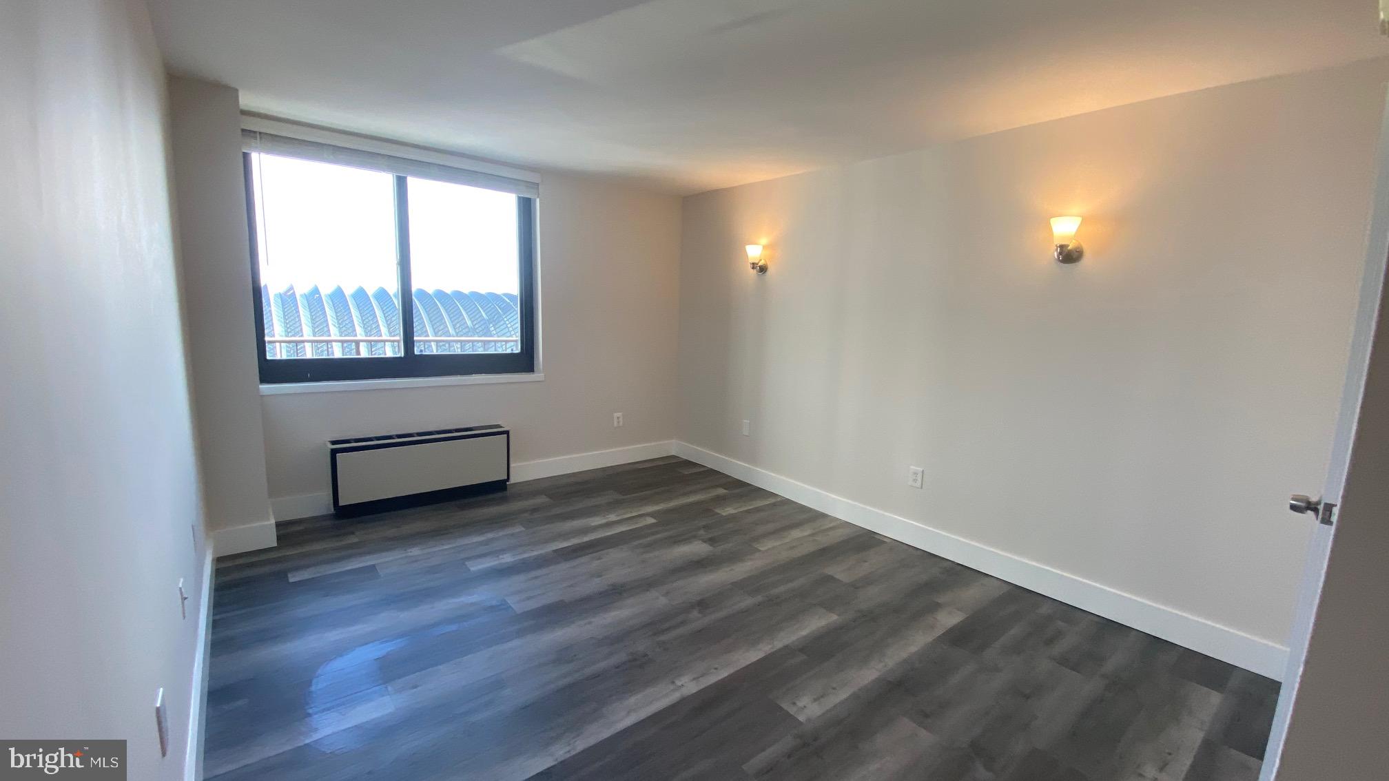1420 LOCUST ST #14R