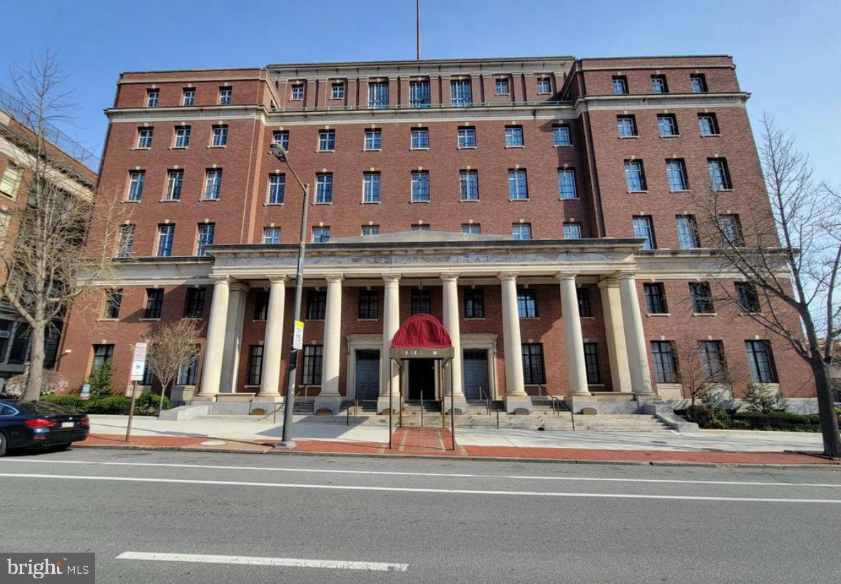 1601 SPRING GARDEN ST #218