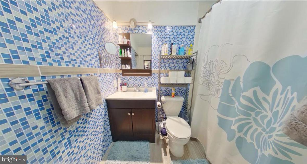 1601 SPRING GARDEN ST #218