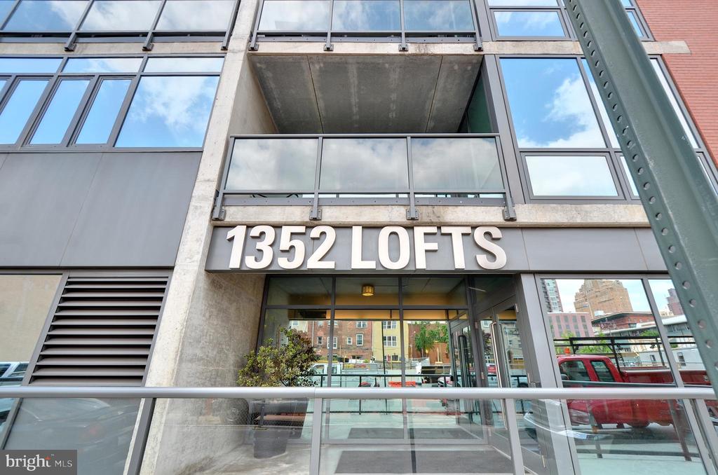1352 SOUTH ST #308