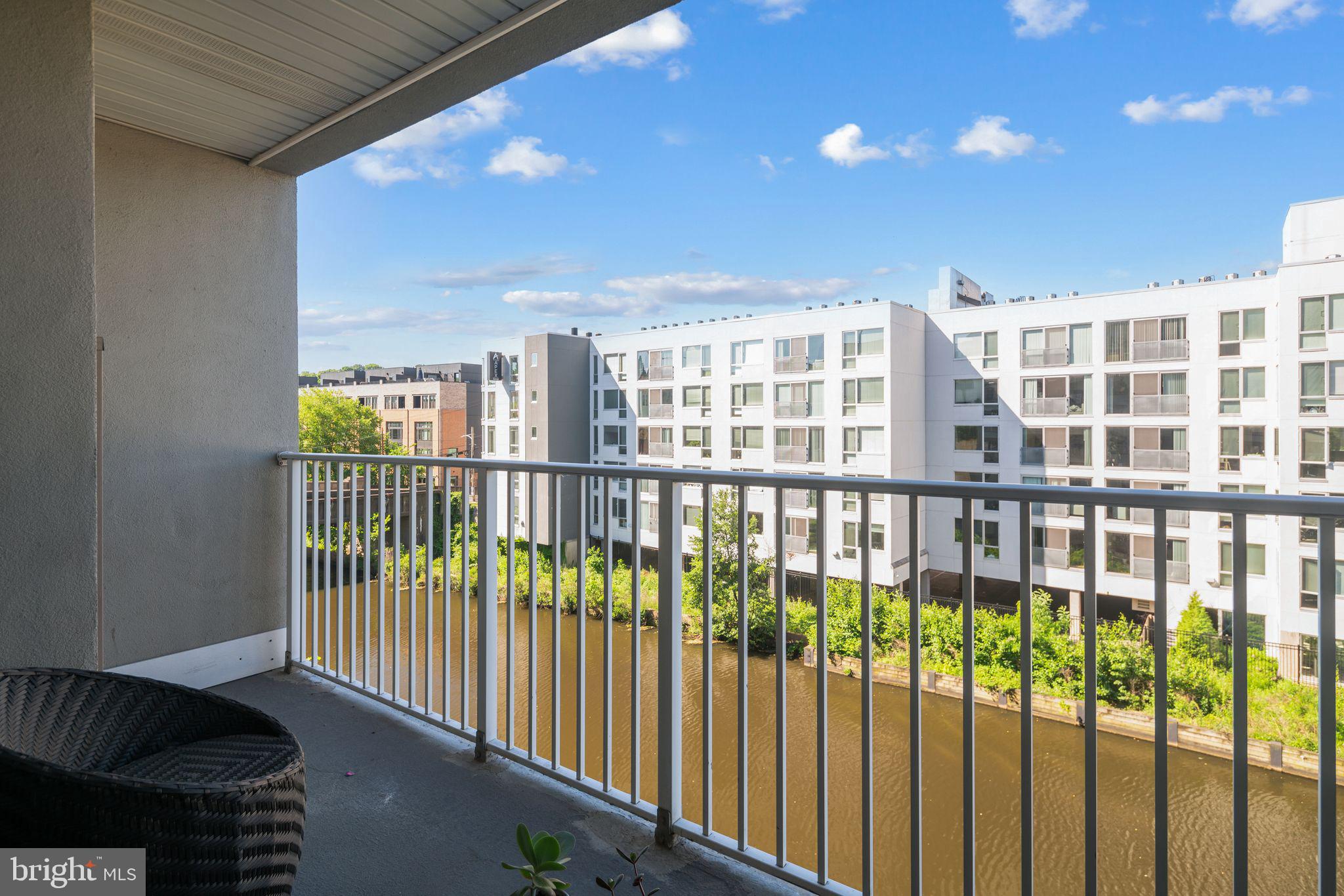 2 Leverington Ave #42