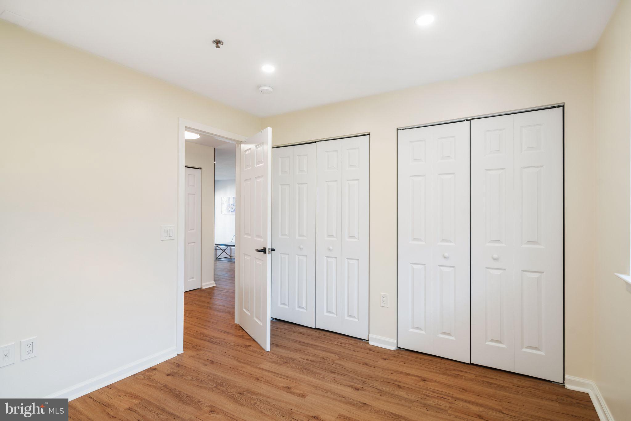 2 Leverington Ave #42