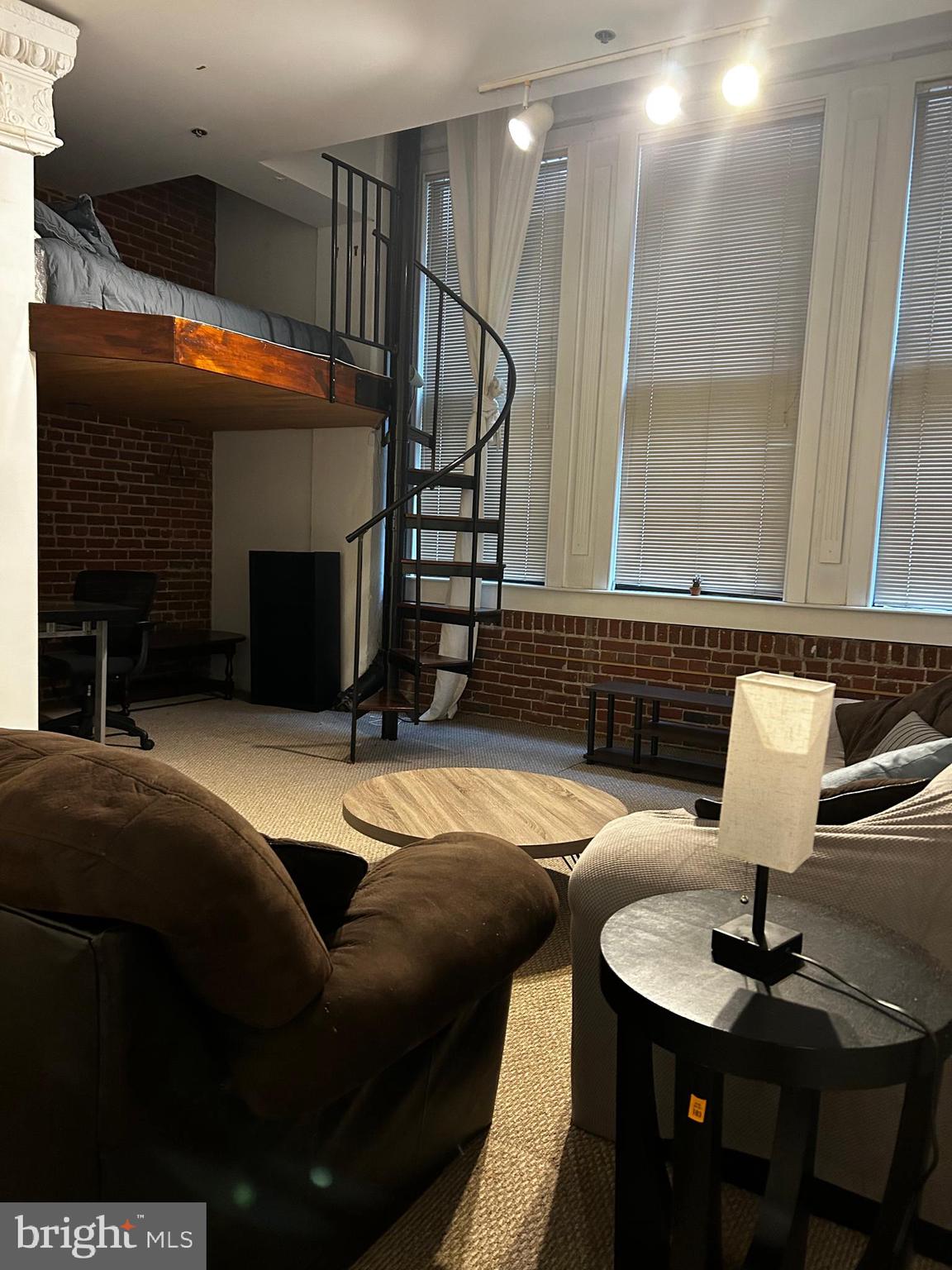 315 NEW ST #204