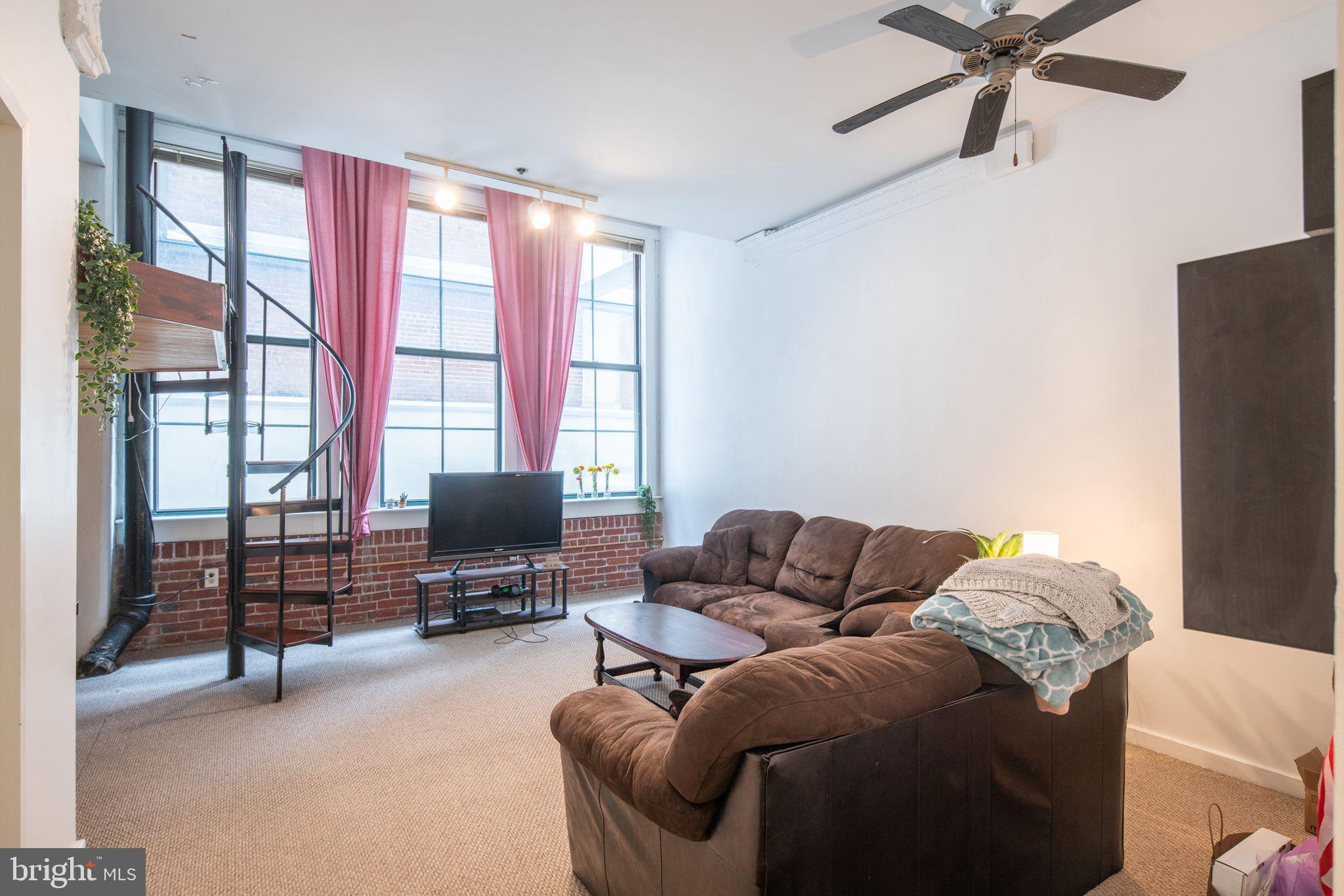 315 NEW ST #204