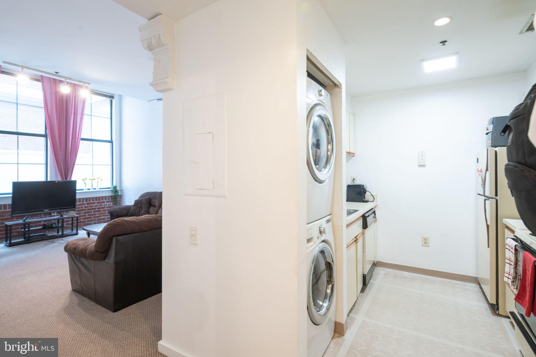 315 NEW ST #204